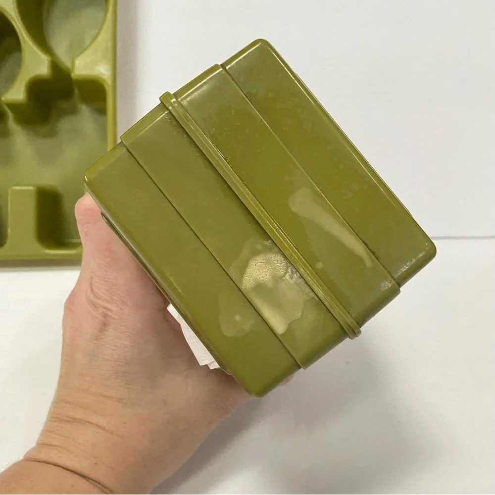Vtg 70s Avocado Green Rubbermaid Utensil Holder Tray 2922 & Napkin Holder